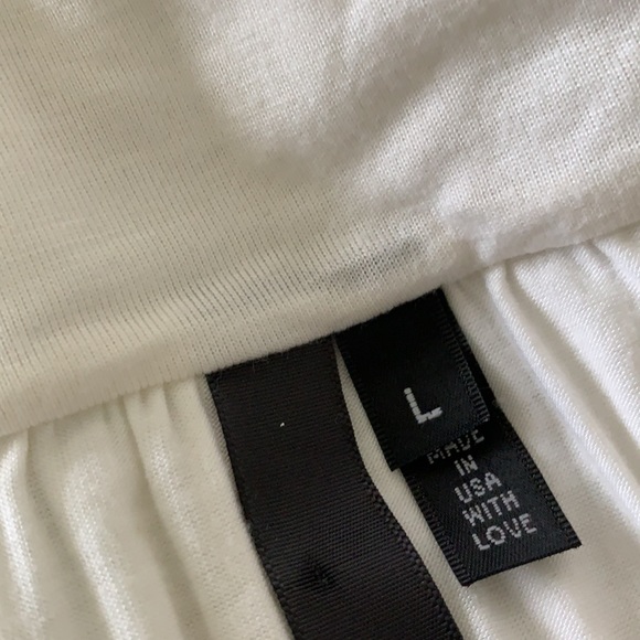 EllumiNation Woman’s Tunic. - Picture 4 of 5